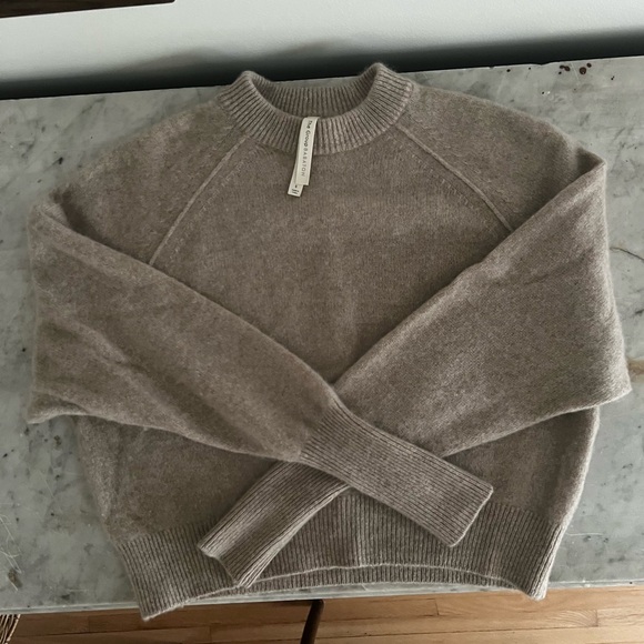 Aritzia Cashmere Sweater - The Group Babaton - Picture 3 of 9